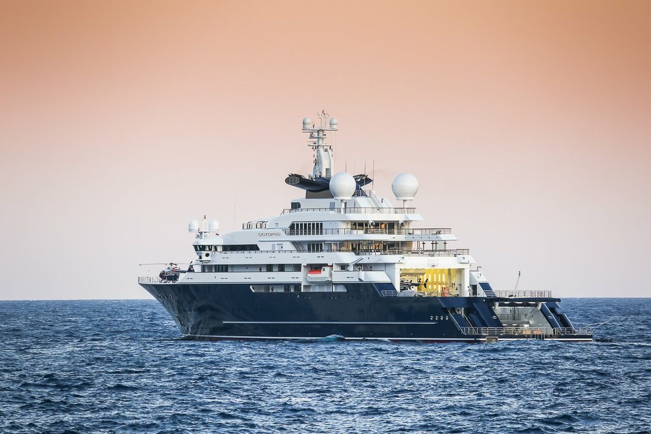 OCTOPUS Yacht • Lurssen • 2003 • Propriétaire Roger Samuelsson • construit pour Paul Allen