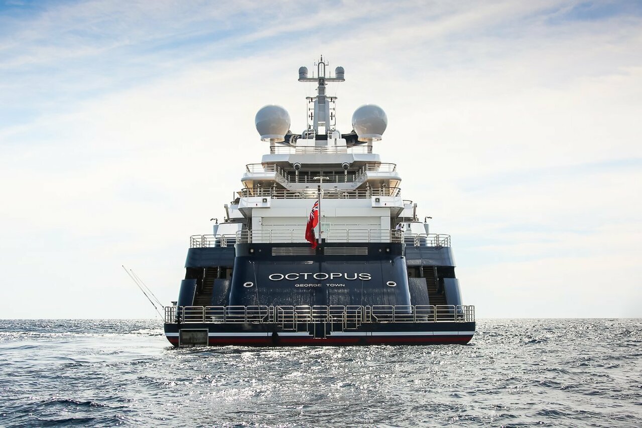 OCTOPUS Yacht - Lurssen - 2003 - Propriétaire Roger Samuelsson - construit pour Paul Allen 