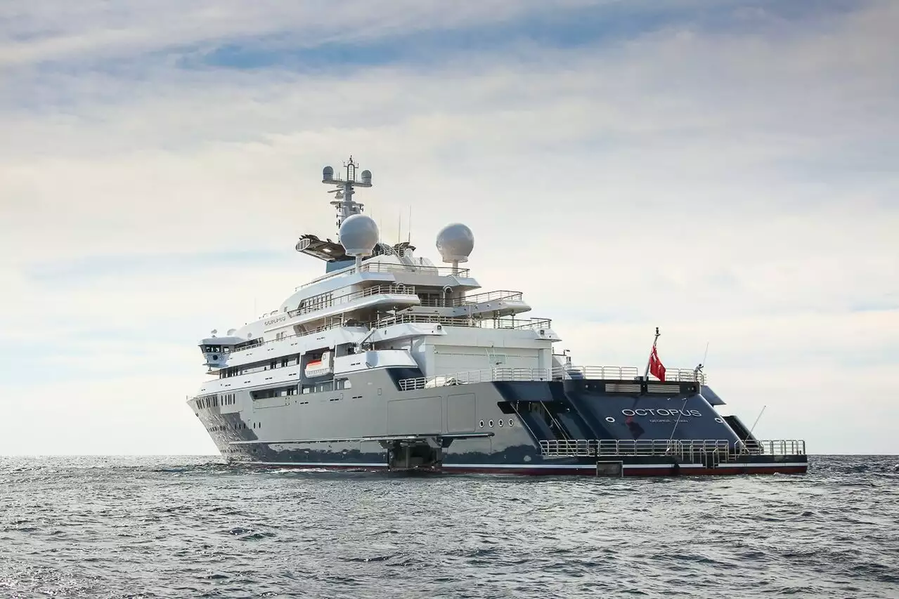 Iate OCTOPUS • Lurssen • 2003 • Proprietário Roger Samuelsson • construído para Paul Allen 