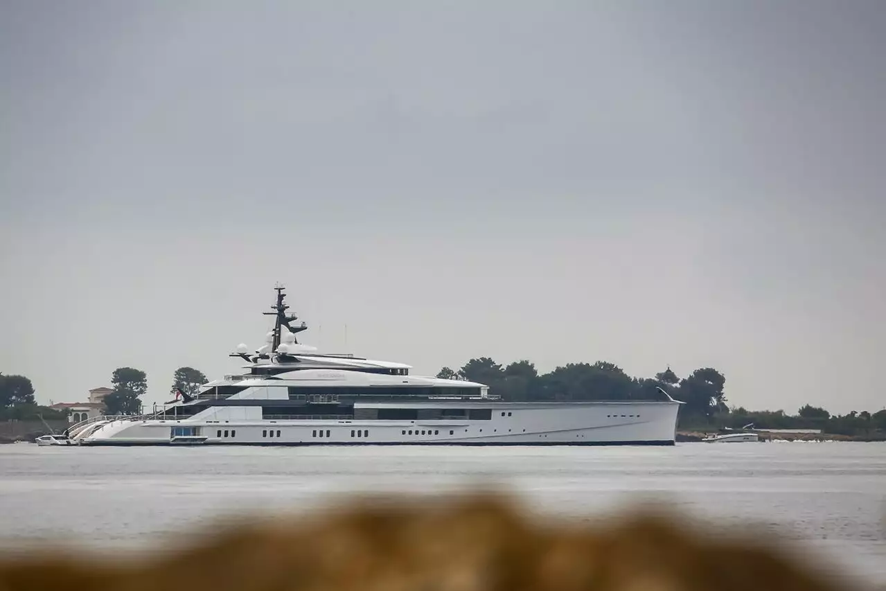 BRAVO EUGENIA Yacht • Oceanco • 2019 • Propriétaire Jerry Jones