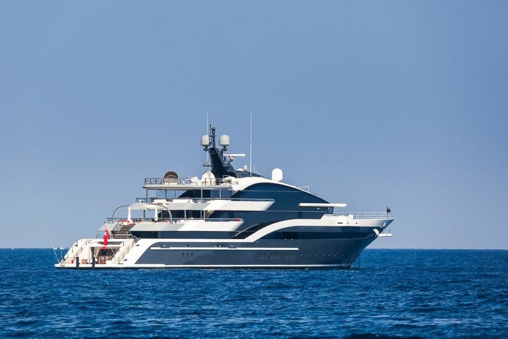 yacht Dar – 90m – Oceanco - Ziyad Al Manaseer