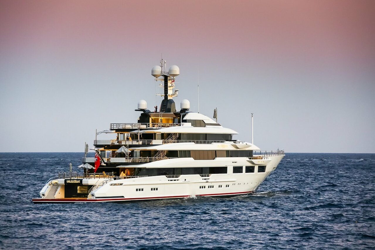 Yate DREAMBOAT • Oceanco • 2019 • Propietario Arthur Blank