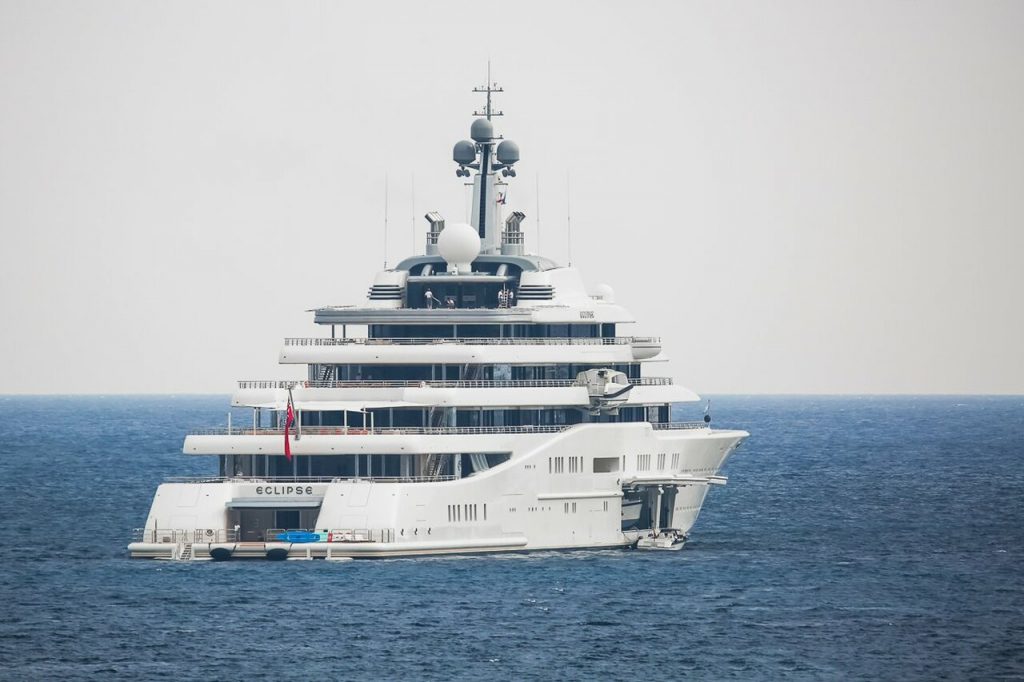 Roman Abramovich yacht Eclipse – 162,5m – Blohm+Voss