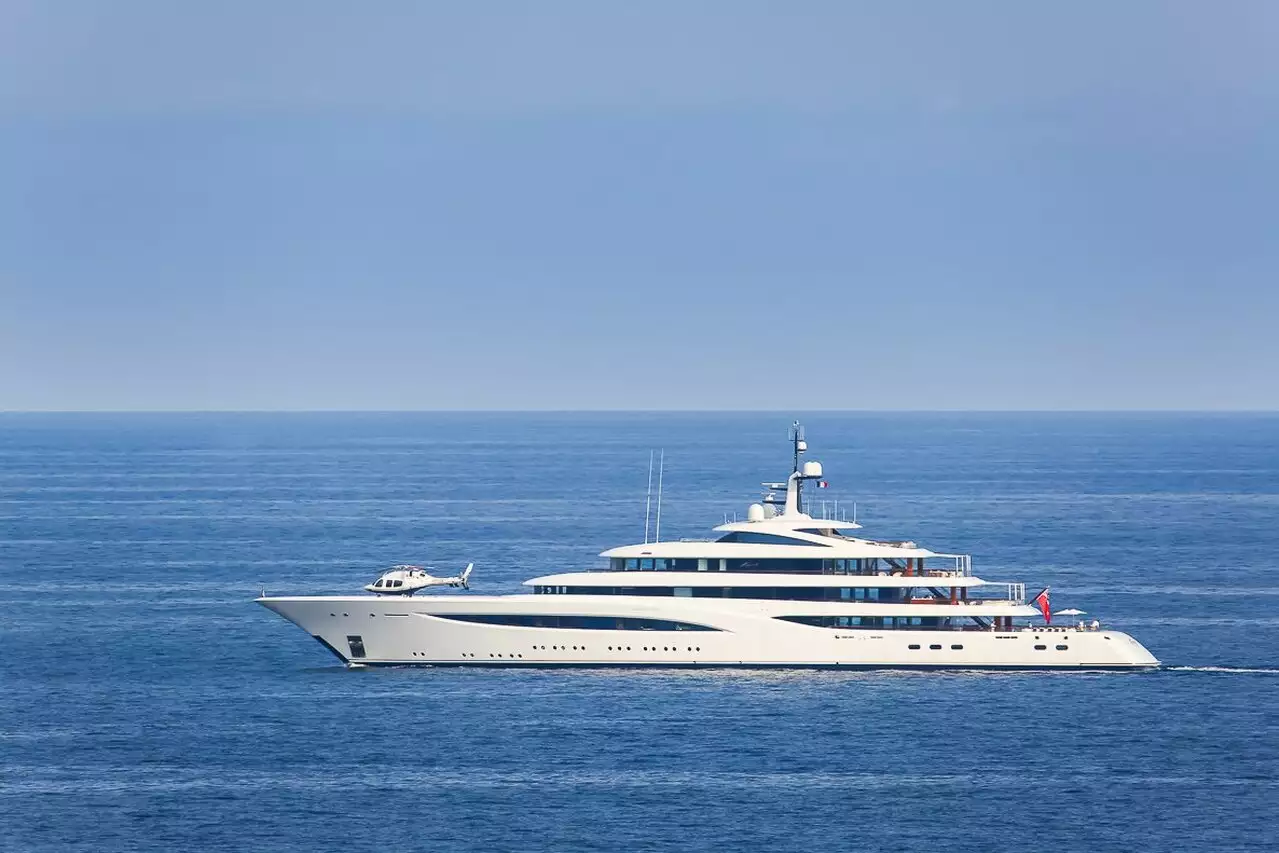 yate Faith - 97m - Feadship - Lawrence Stroll