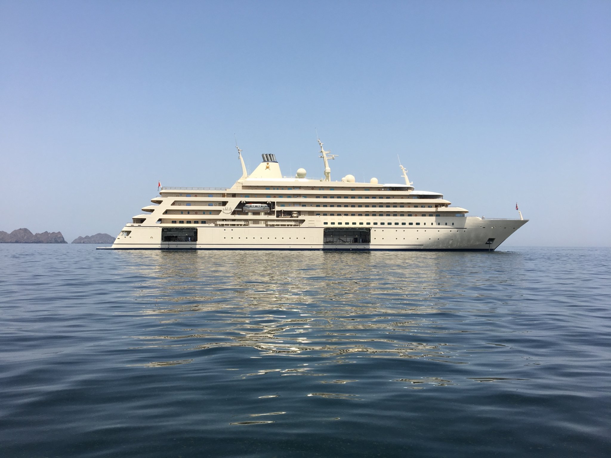 yacht sultan oman