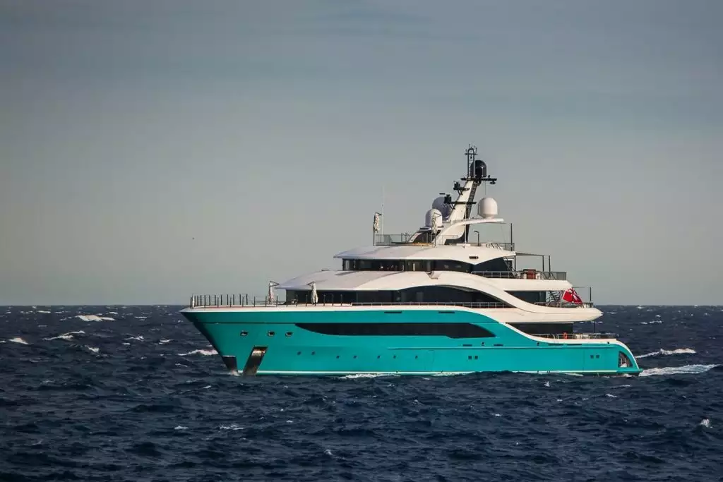yacht GO – 77m – Turquoise - Hans Peter Wild