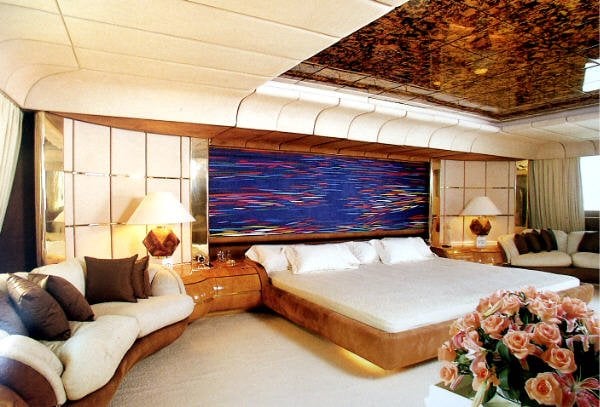 yacht Kingdom 5KR interior