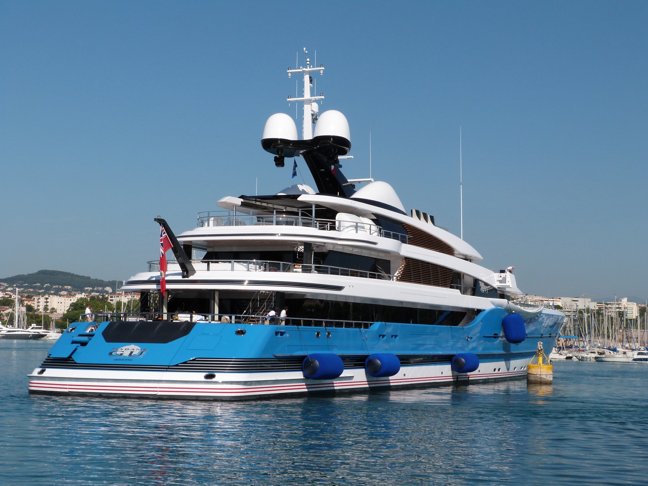 MADAME GU Yacht • Feadship • 2013 • Propriétaire Andrey Skoch