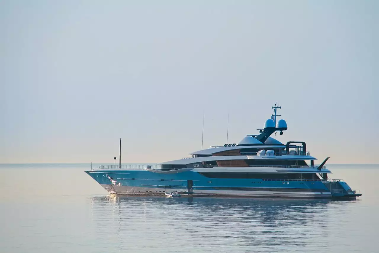 MADAME GU Yacht • Feadship • 2013 • Propriétaire Andrey Skoch