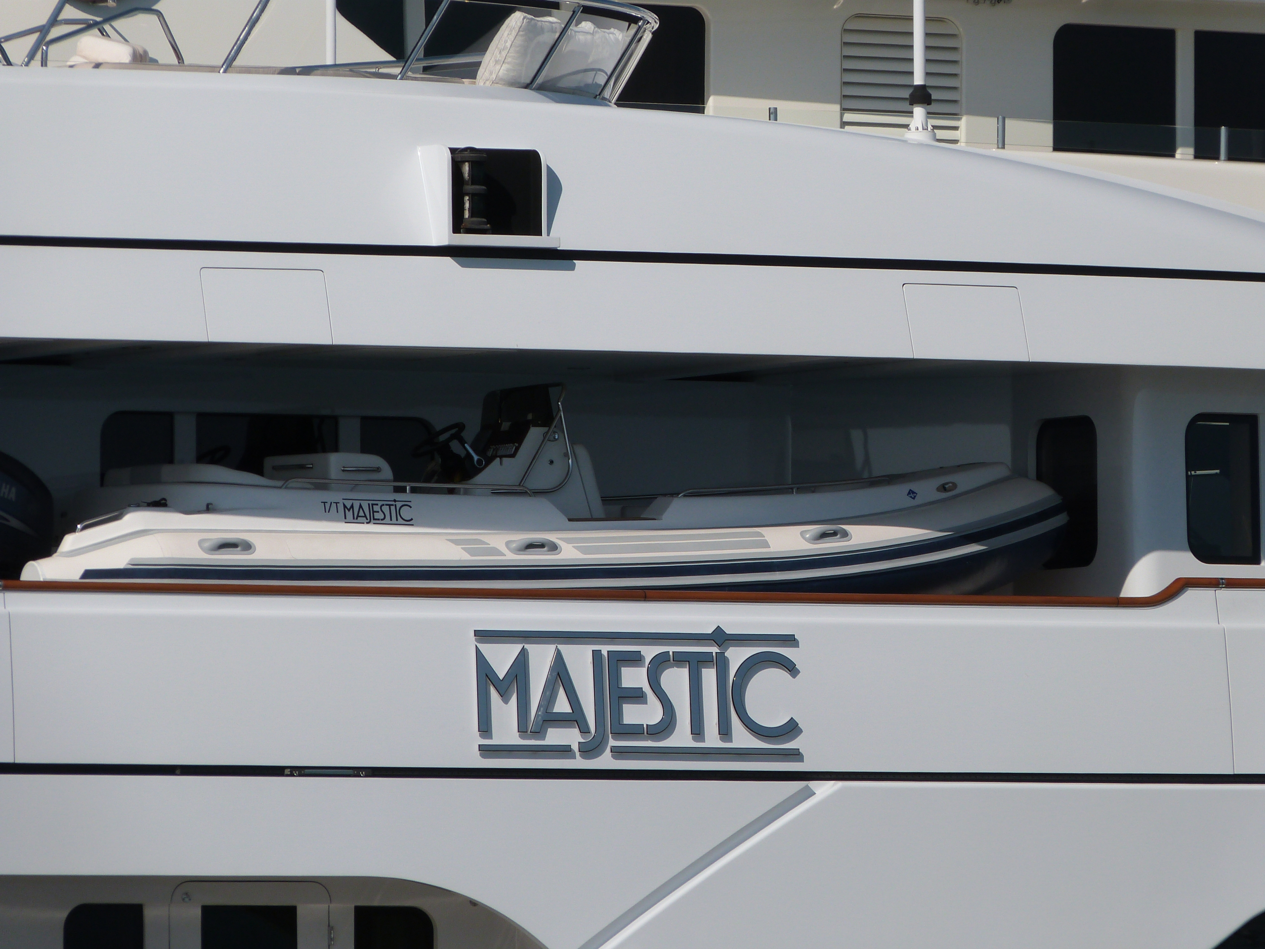 MAJESTIC Yacht • Feadship • 2007 • Propriétaire Bruce Sherman