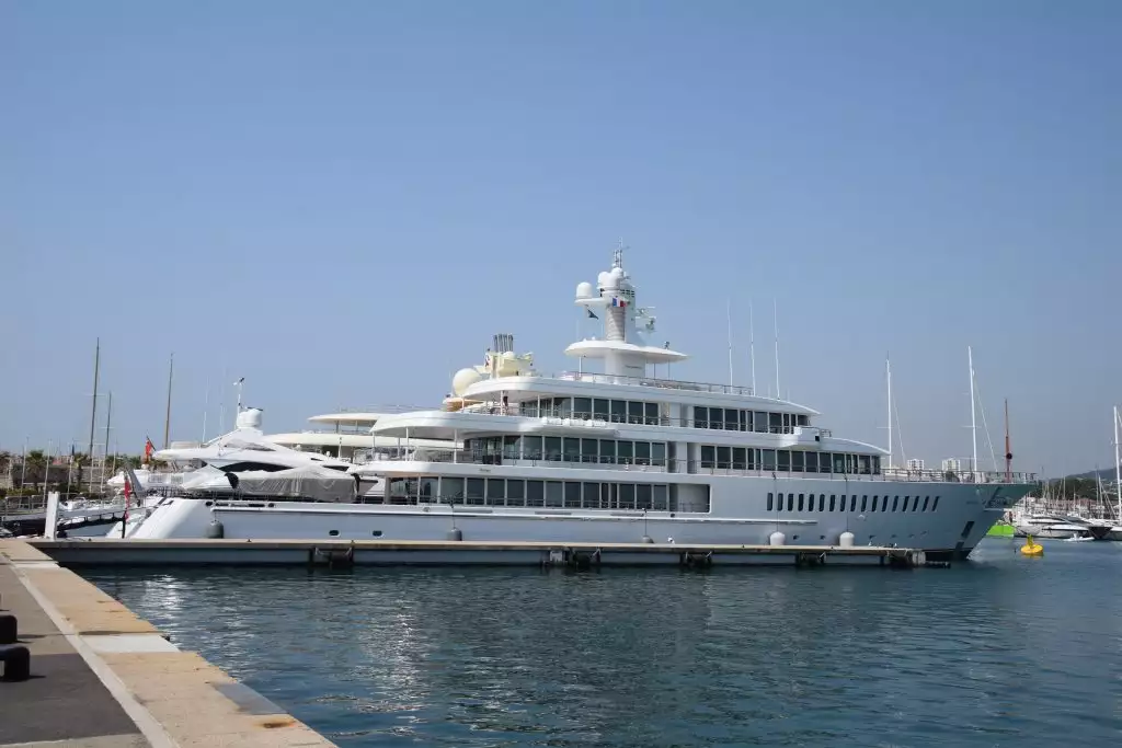 MUSASHI Yacht • Feadship • 2011 • владелец Ларри Эллисон