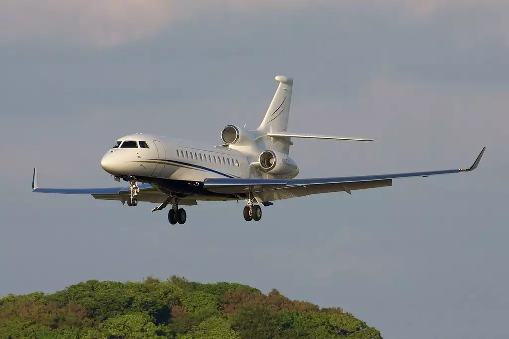 N66DD Falcon 7X Реактивный самолет Дюшосуа (1)