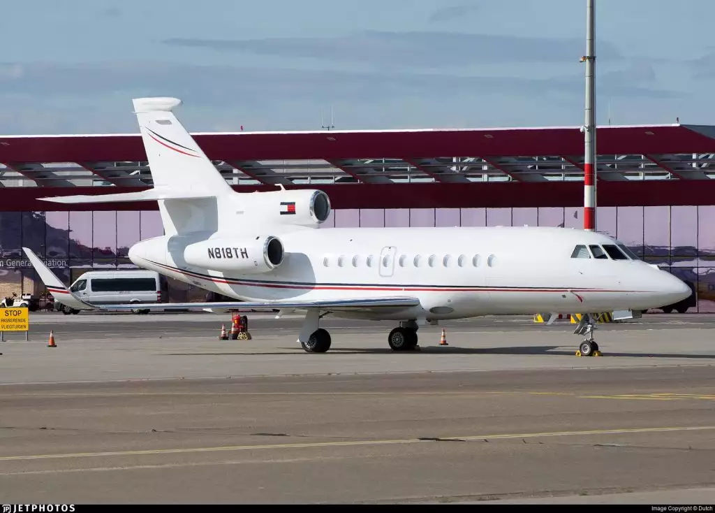 N818TH Tommy Hilfiger privéjet