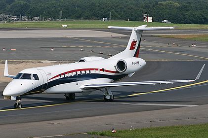 P4-IVM Embraer 135BJ - ماكاروف