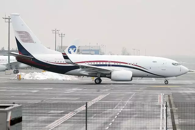 P4-MAK BBJ 737 ماكاروف