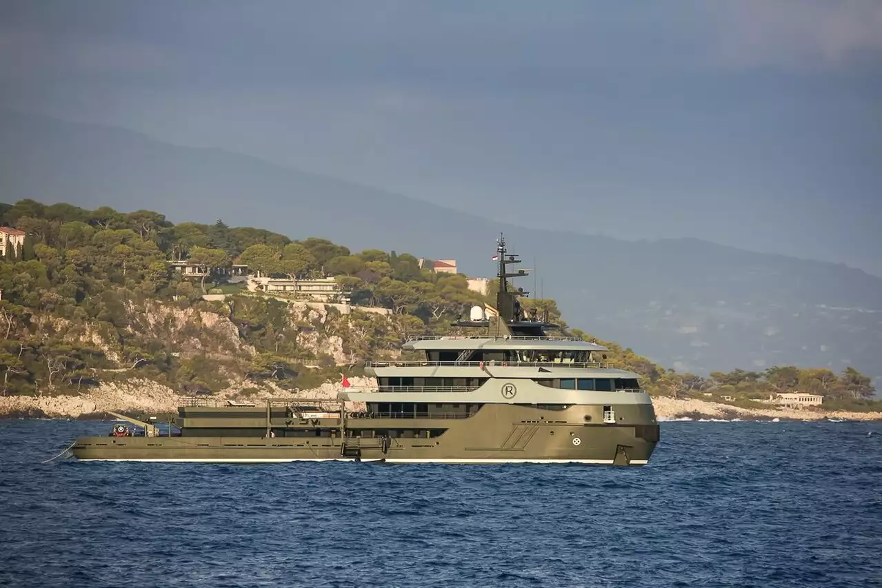 iate Ragnar - Icon Yachts - 2020 - Vladimir Strzhalkovsky