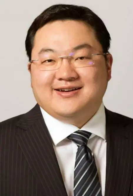 Jho Taek Low