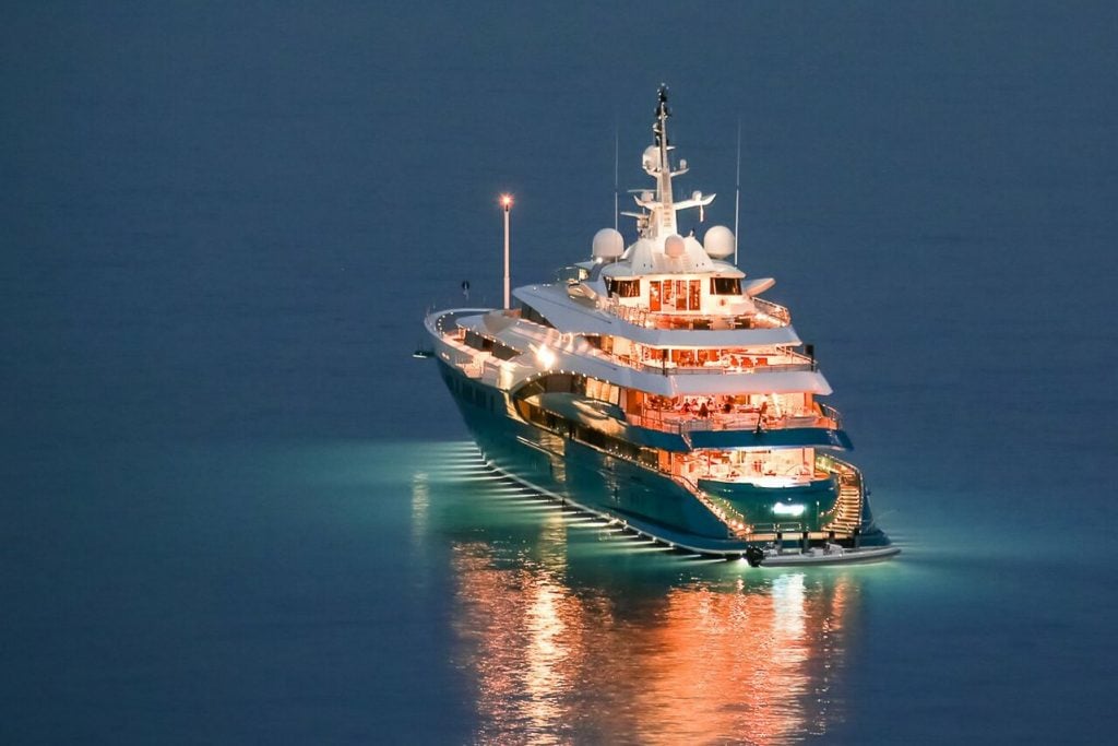 SUNRAYS Yacht • Oceanco • 2010 • Owner Ravi Ruia SUNRAYS Yacht • Oceanco • 2010 • Owner Ravi Ruia