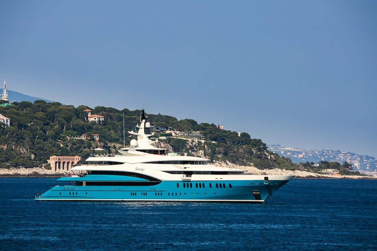 SUNRAYS Yacht • Oceanco • 2010 • Besitzer Ravi Ruia