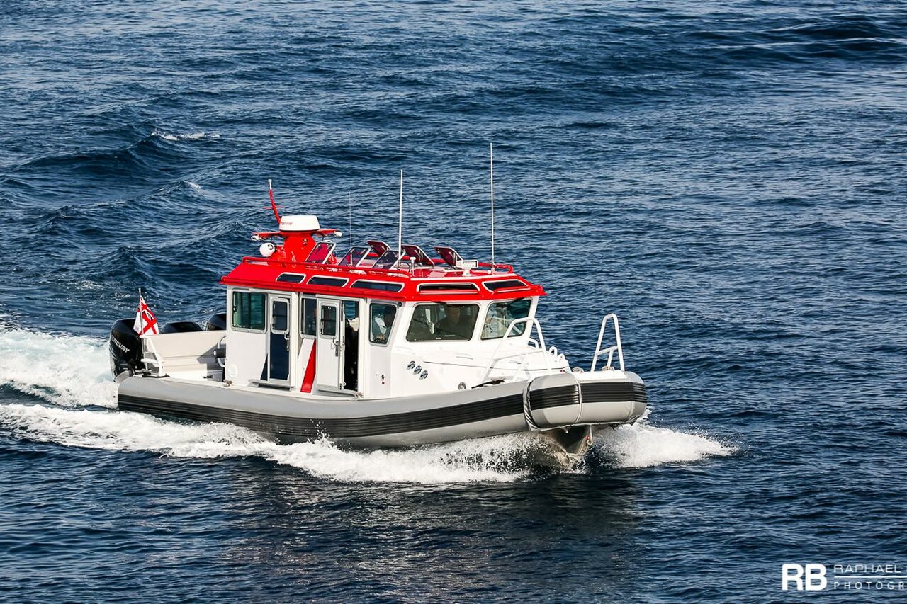 TT Hampshire II (Safe 38 Full Cabin) – 11,9m – Safe Boats International