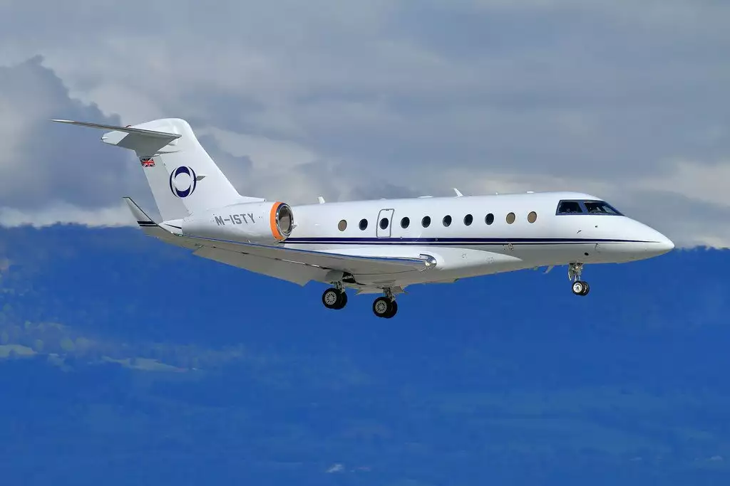 M-ISTY G280 Jim Ratcliffe private jet