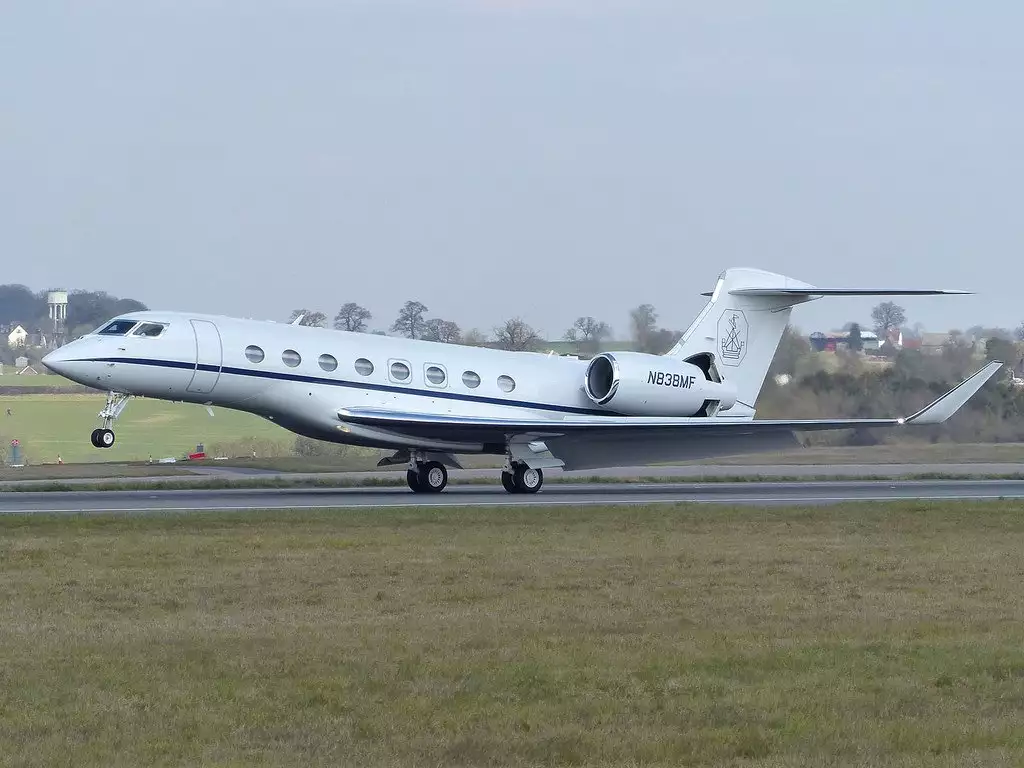 N838MF G650 Ronald Perelman