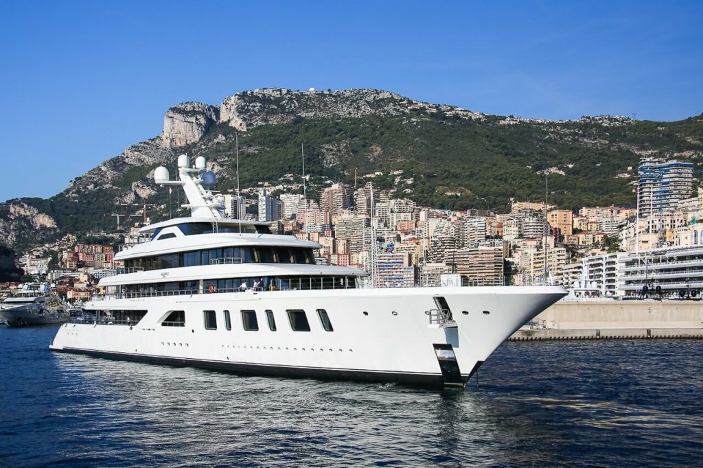 yacht Aquarius- 92m - Feadship