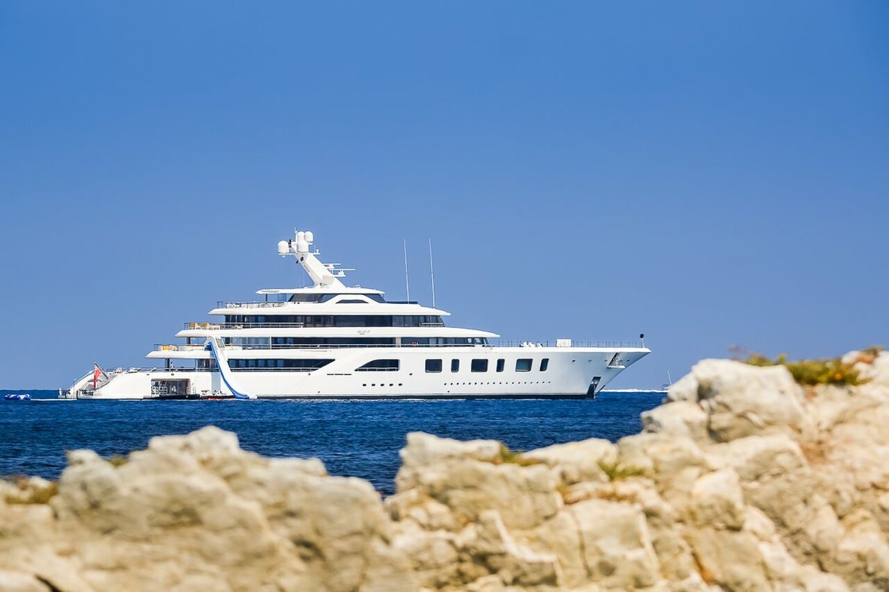 Yat Aquarius - 92m - Feadship