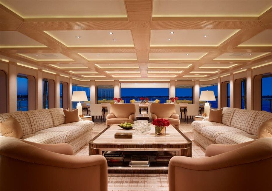 yacht Aquarius interior