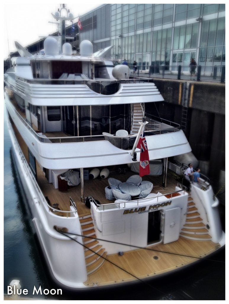 BLUE MOON Yat • Feadship • 2005 • Sahibi Richard Duchossois