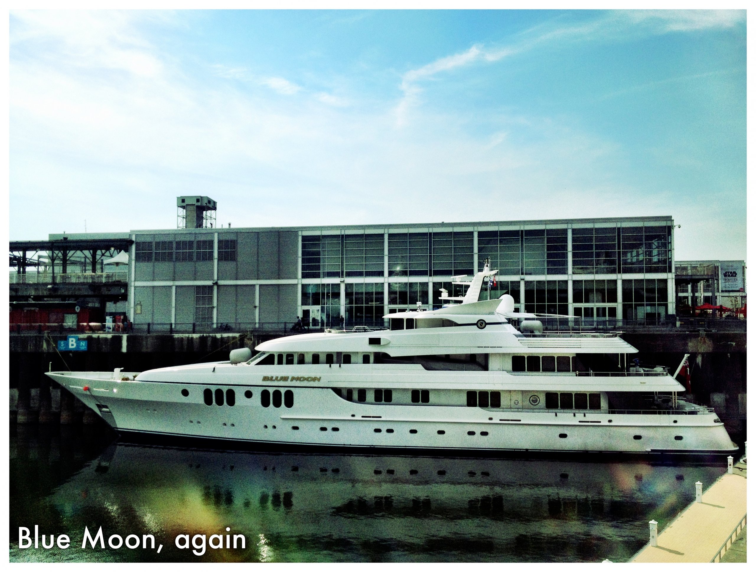 Яхта BLUE MOON • Feadship • 2005 г. • Владелец Ричард Дюшосуа