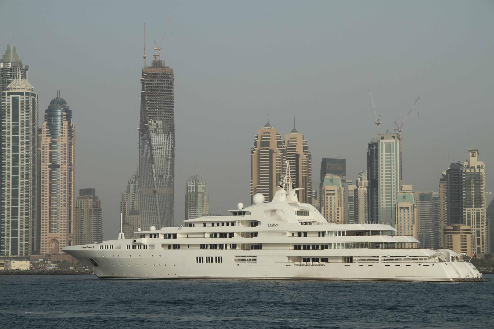 Яхта в Дубае • Платиновые яхты • 2006 г. • Владелец Шейх Мохаммед бин Рашид Аль Мактум