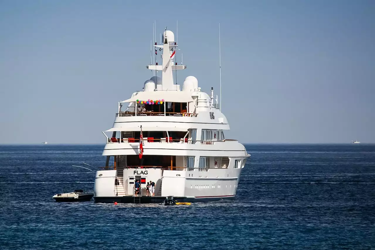 Yate FLAG • Feadship • 2000 • 62m • Propietario Tommy Hilfiger