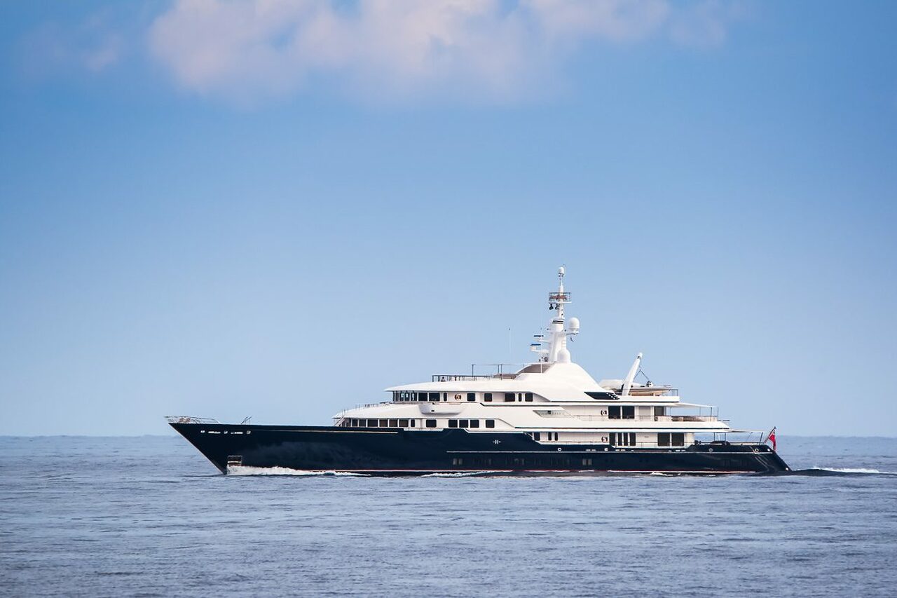 яхта Hampshire II – 78 м – Feadship - Джим Рэтклифф