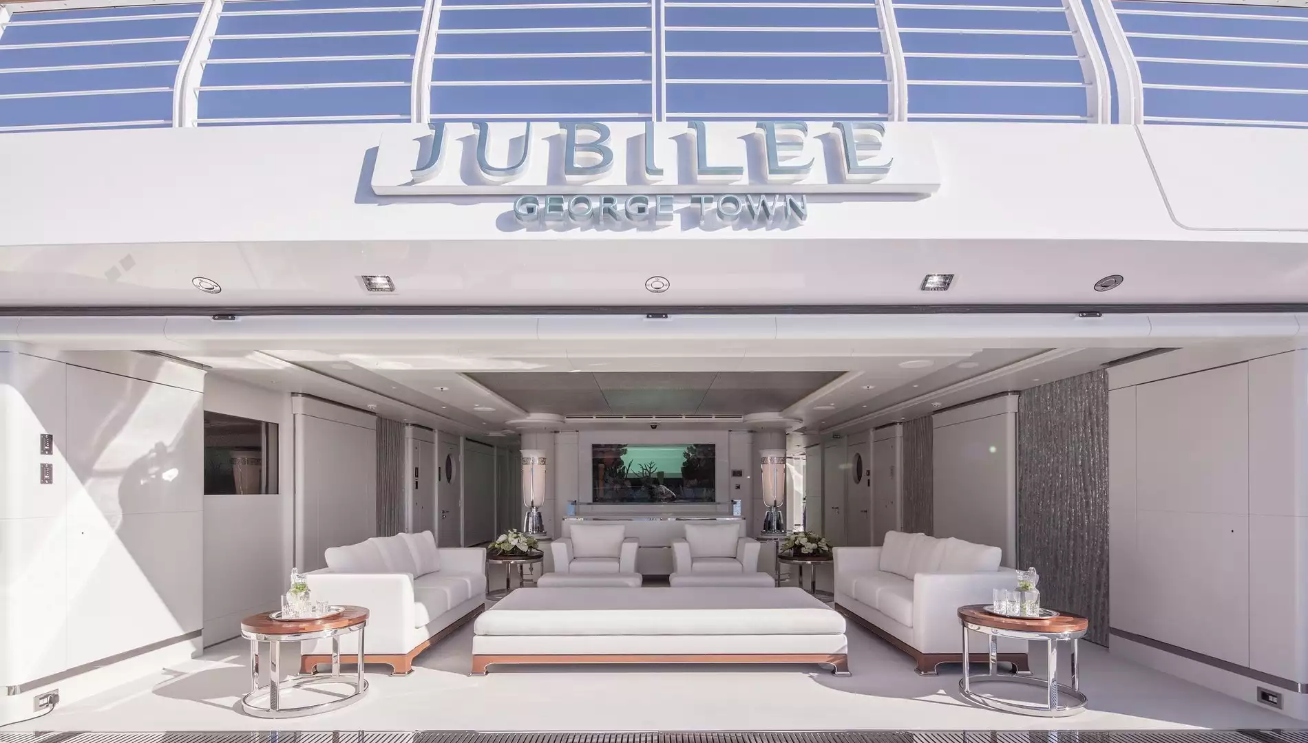 yacht Jubilee intérieur