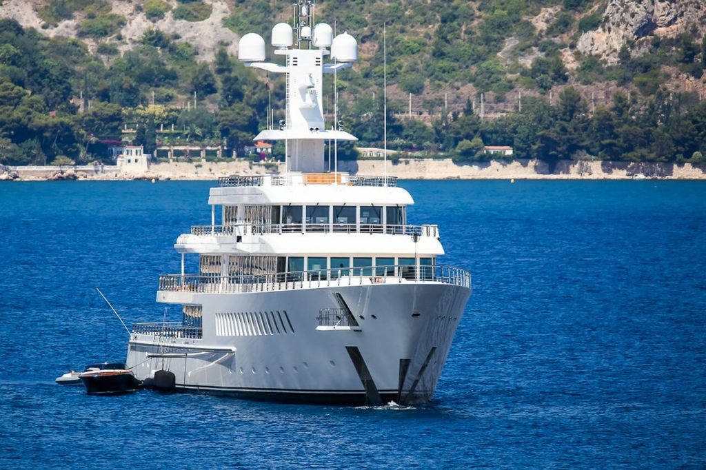 MUSASHI Yacht • Feadship • 2011 • proprietario Larry Ellison