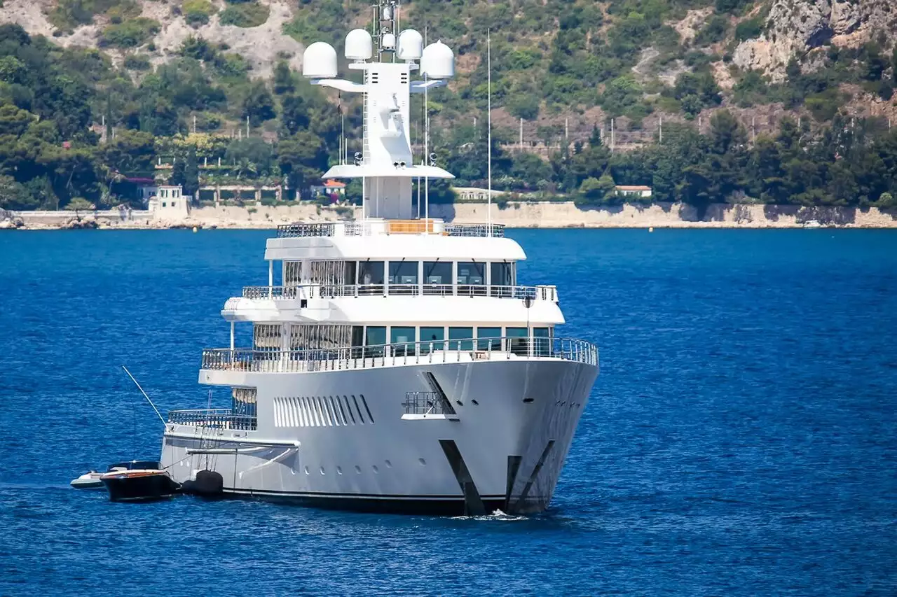 Iate MUSASHI • Feadship • 2011 • proprietário Larry Ellison