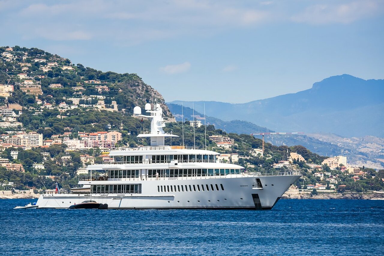 MUSASHI Yacht • Feadship • 2011 • владелец Ларри Эллисон