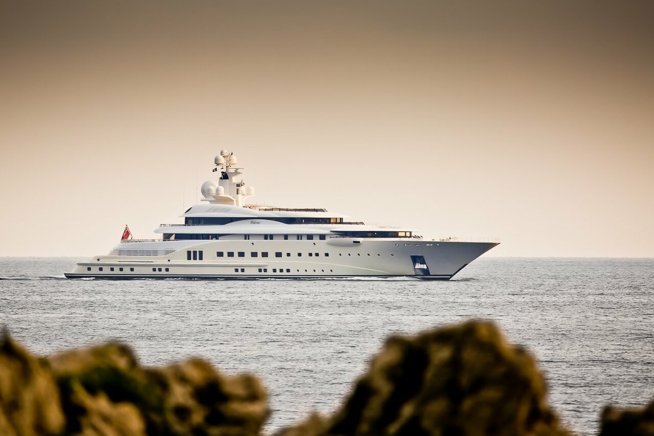 PELORUS Yacht • Lurssen • 2003 • owner Samuel Tak Lee