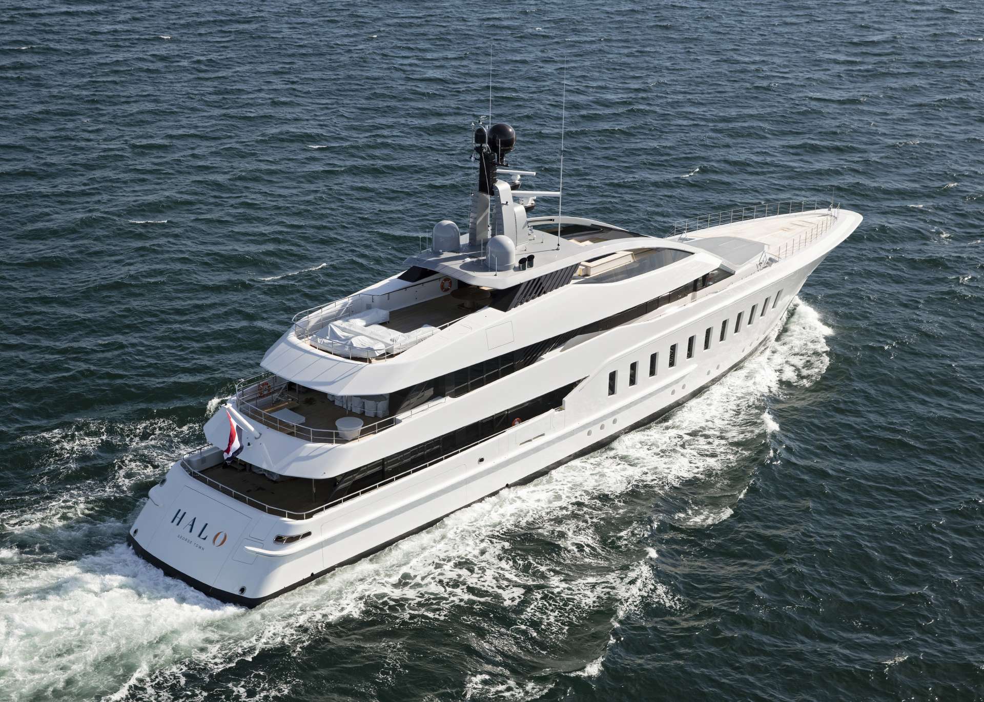 HALO Yacht • Feadship • 2015 • Sahibi Barry S. Sternlicht