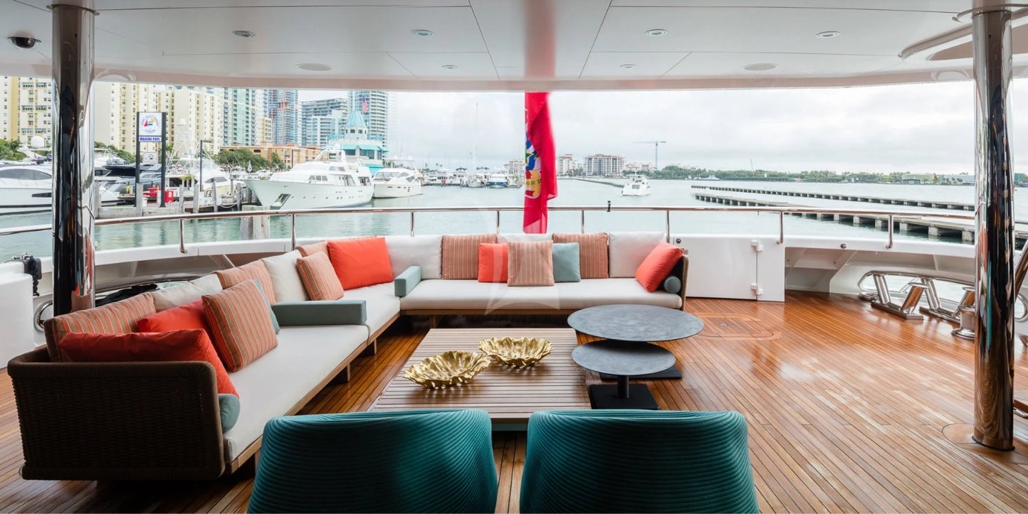 Interno di Halo dell'yacht di Feadship