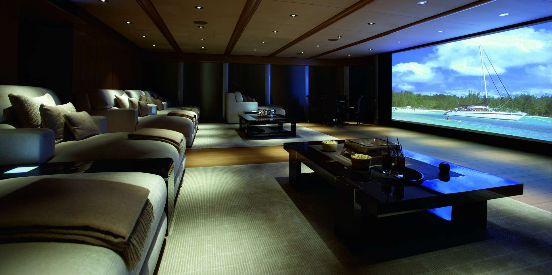 Interno di Musashi dell'yacht di Feadship