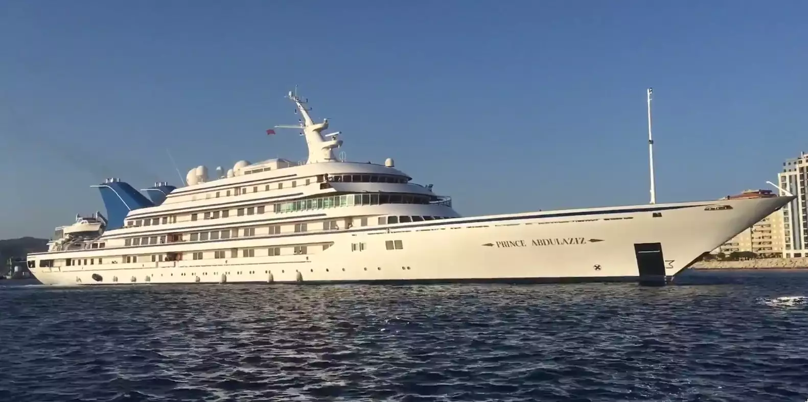 PRINCE ABDULAZIZ Yacht • Helsingor Vaerft • 1984 • Owner Prince Abdul Aziz