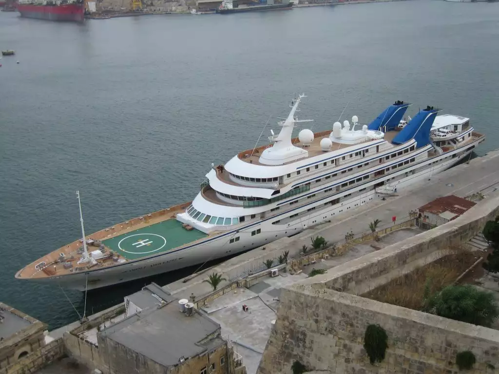 PRINCE ABDULAZIZ Yacht • Helsingor Vaerft • 1984 • Eigner Prince Abdul Aziz