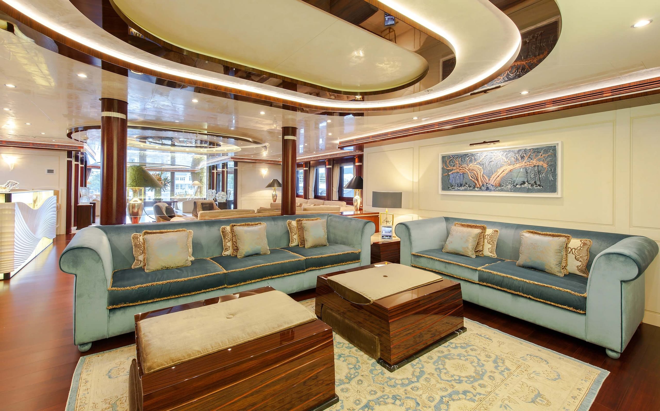 yacht Quattroelle intérieur