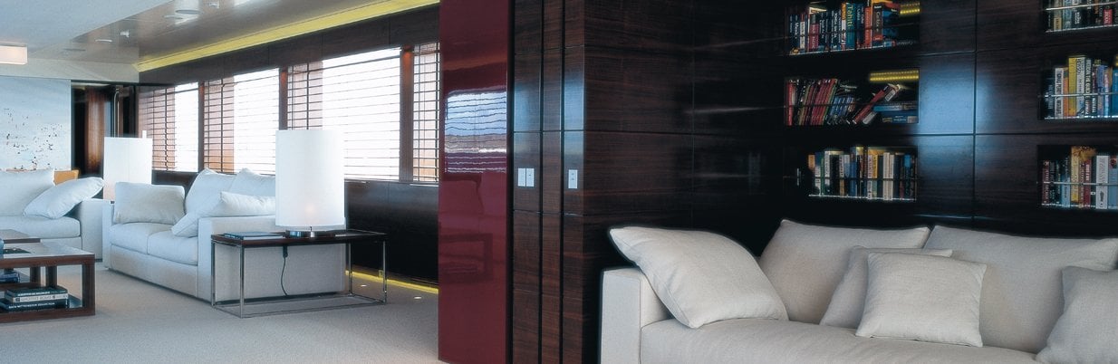 Silver yacht Rabdan intérieur