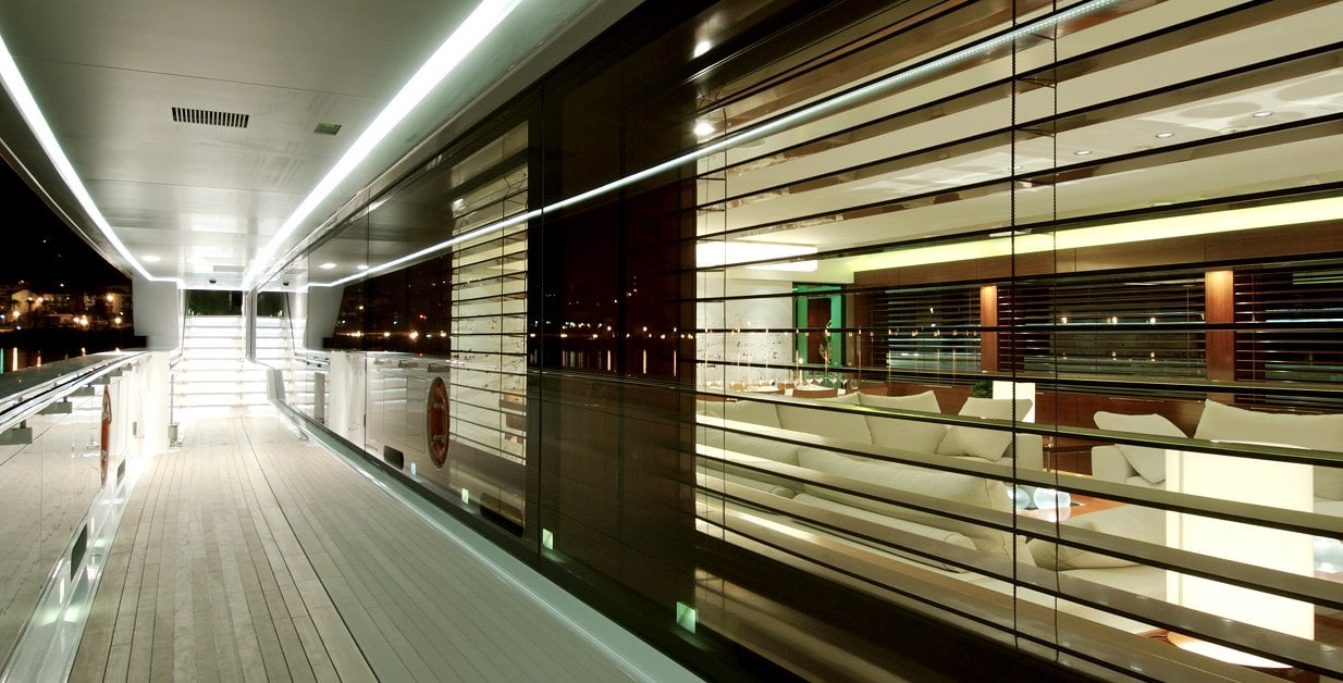 Silver yacht Rabdan intérieur