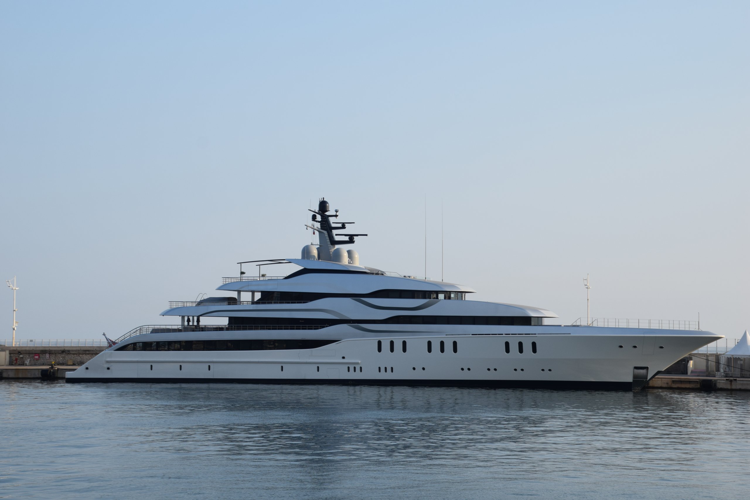 TANGO yacht • Feadship • 2011 • proprietario Viktor Vekselberg