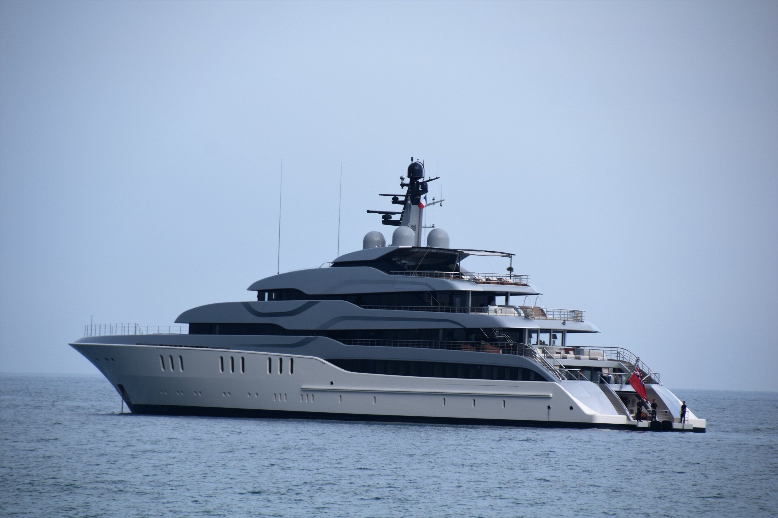 Яхта ТАНГО • Feadship • 2011 • владелец Виктор Вексельберг