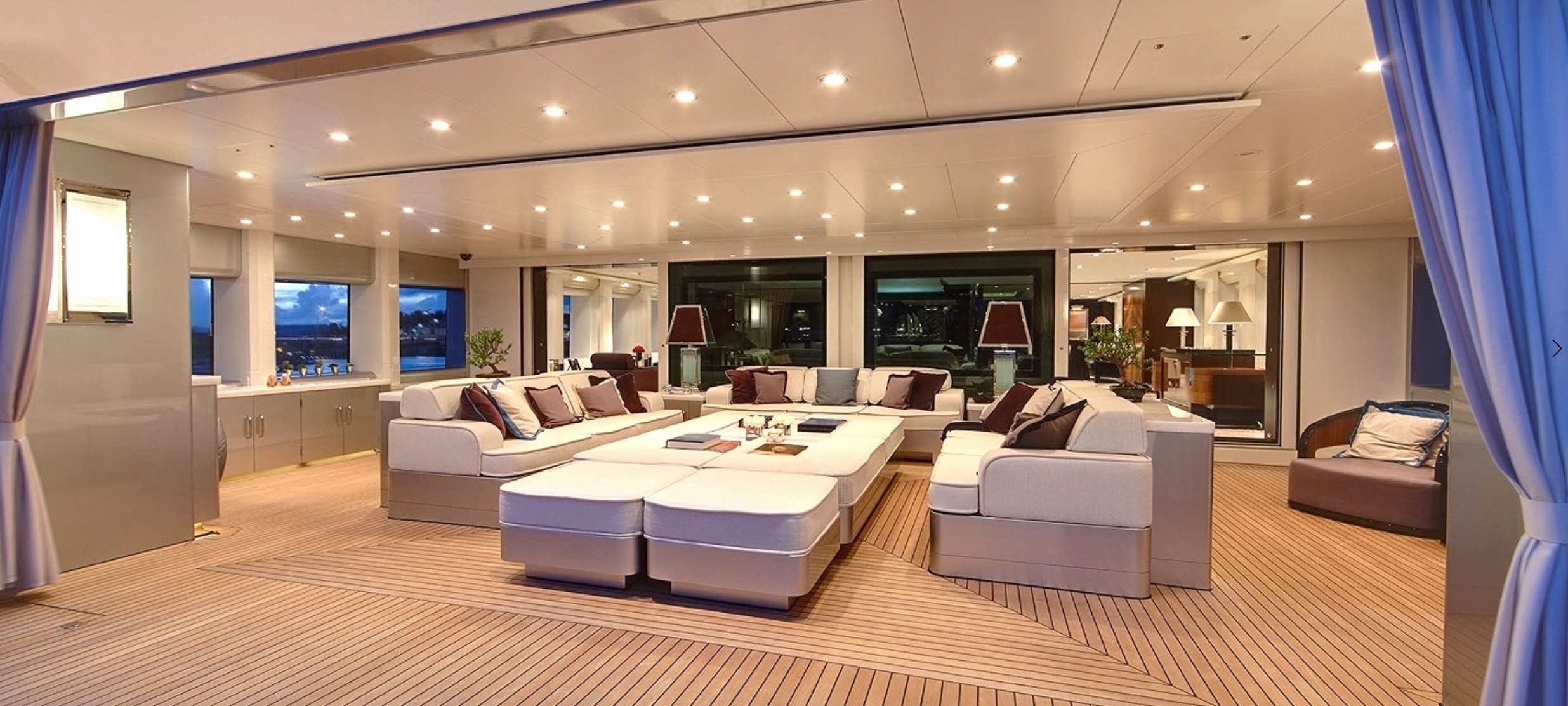 intérieur de yacht Tango